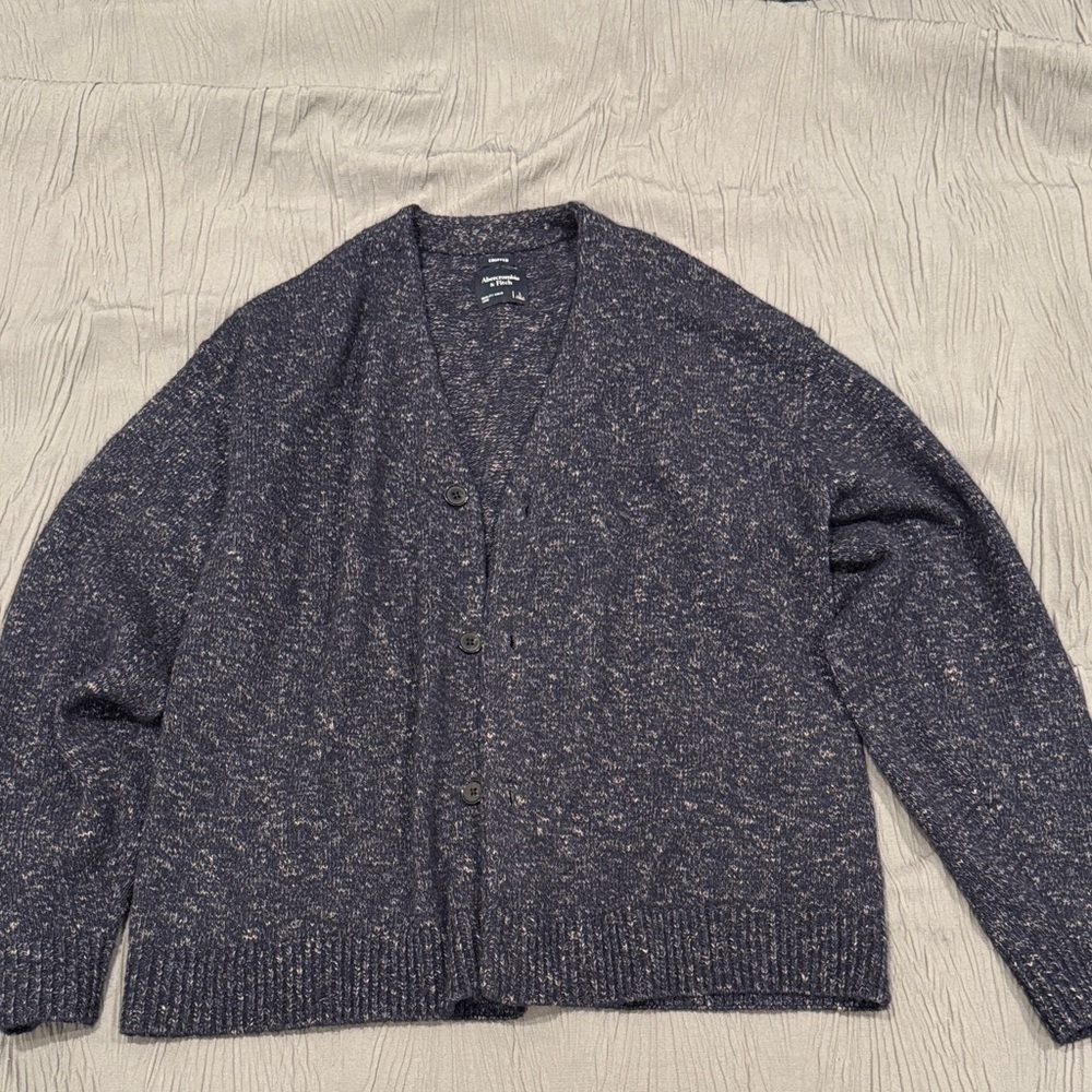 Abercrombie Fuzzy Cardigan Men’s Large – Navy – Soft Knit Sweater